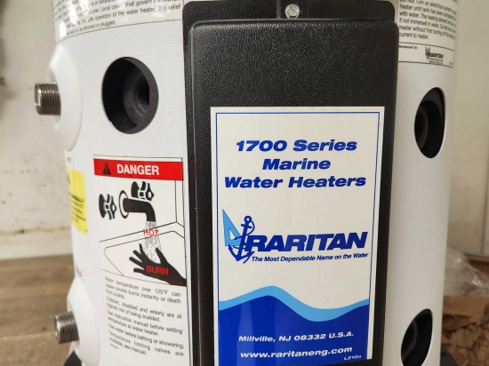 Slightly Blemished 170611 6 Gallon Water Heater-Refurbished